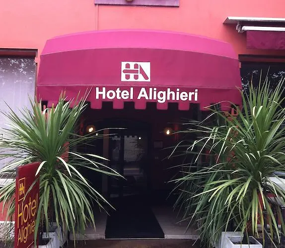 Residenza Alighieri 2* バルドリーノ