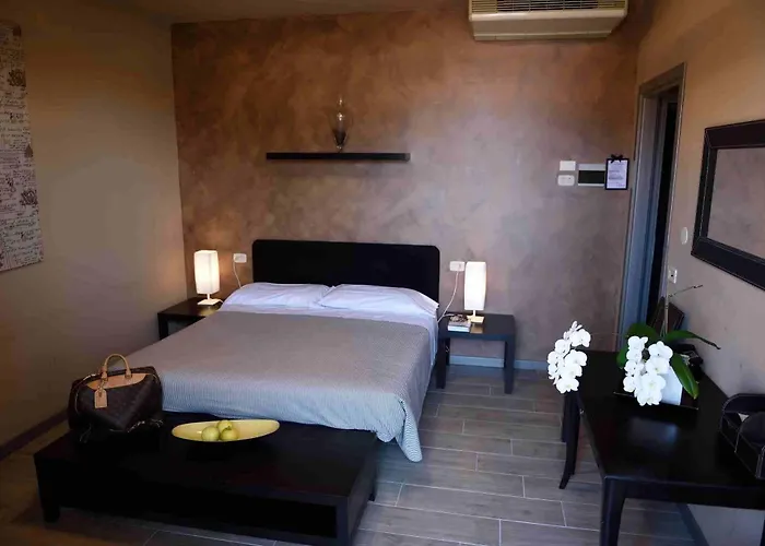 Residenza Alighieri 2* バルドリーノ