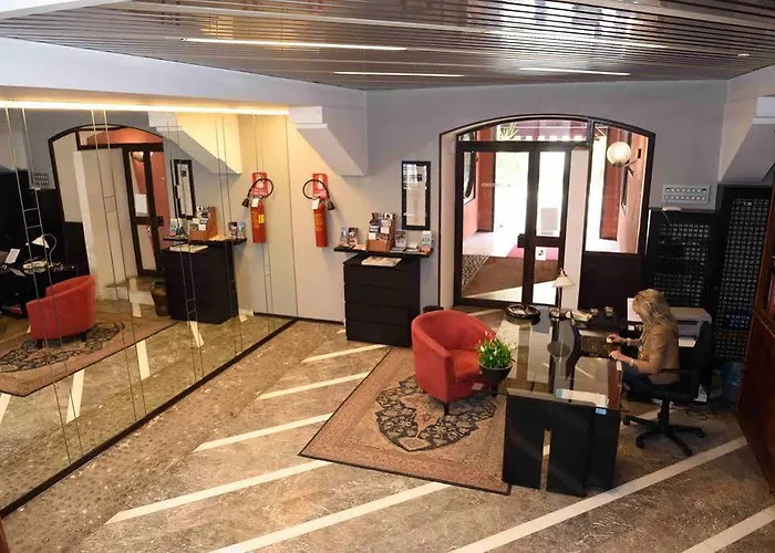 Residenza Alighieri Szálloda 2*