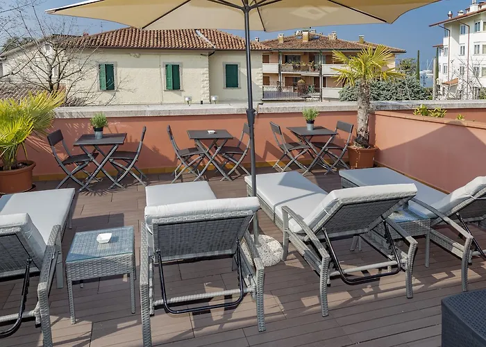 Residenza Alighieri Hotel 2*